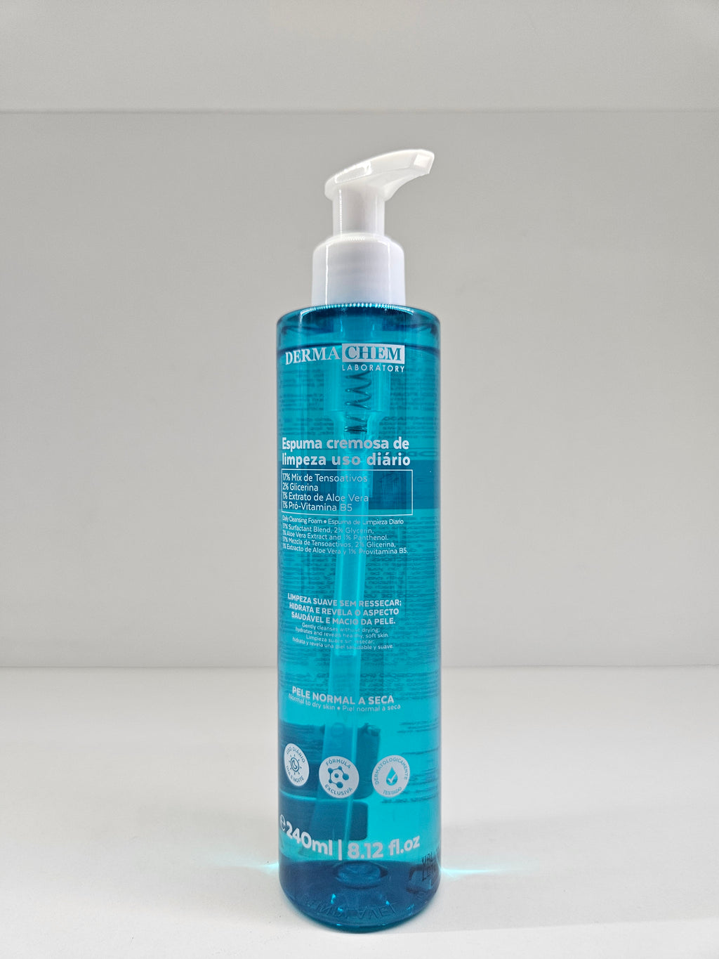 Espuma Cremosa de Limpieza Uso Diario 240 ML