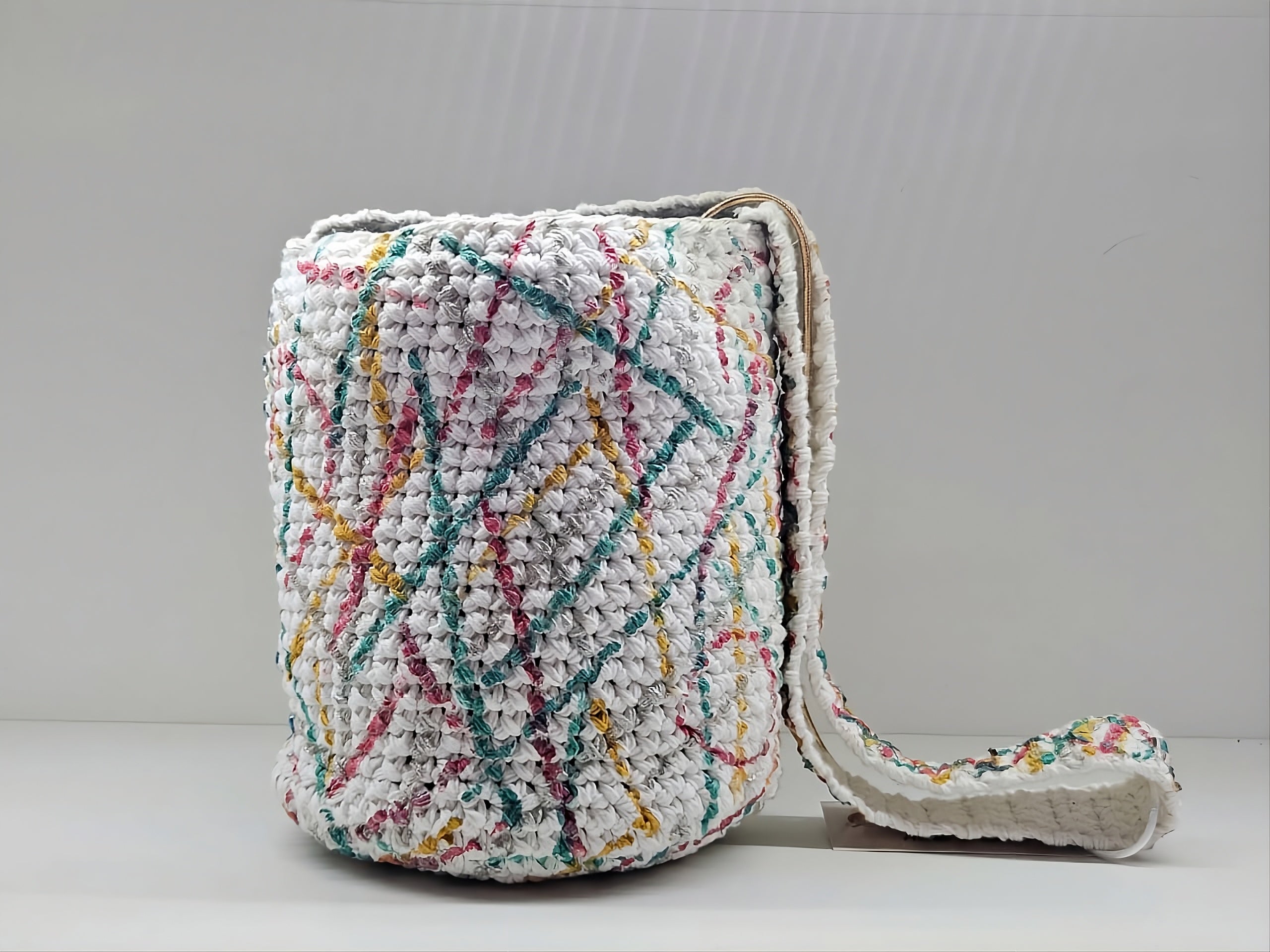Bolso Crochet Blanco Detalle Colores